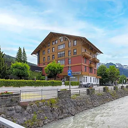 Hotel Wildstrubel 3*