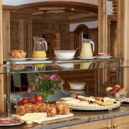 Hotell Wildstrubel 3*